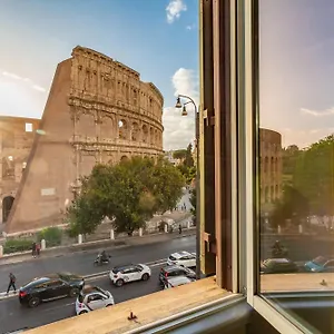 Iconic With Unique Colosseum View , Rome Italy